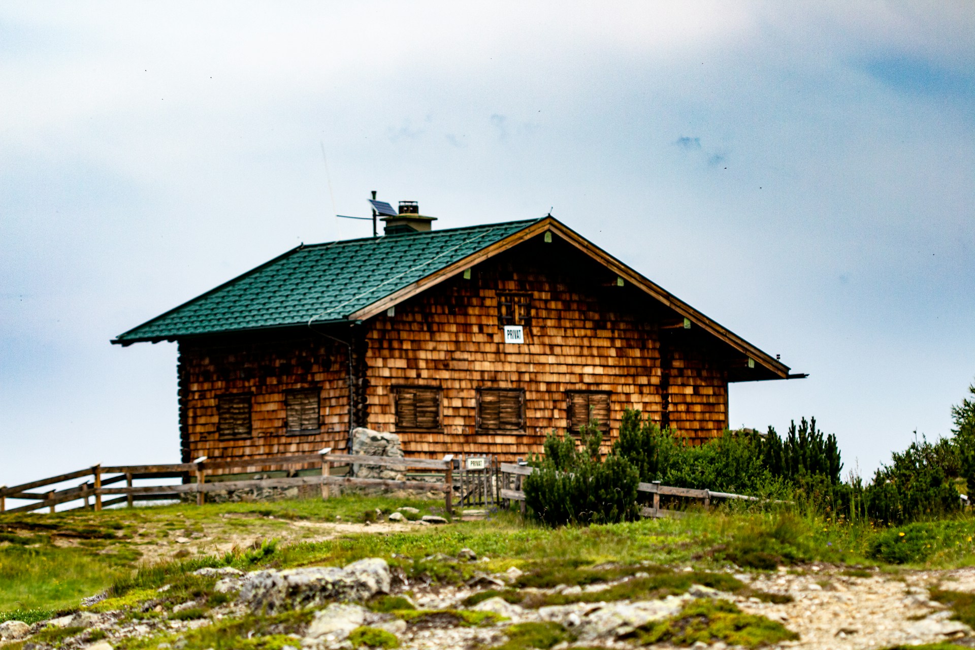 Residential log cabin delivery Ireland